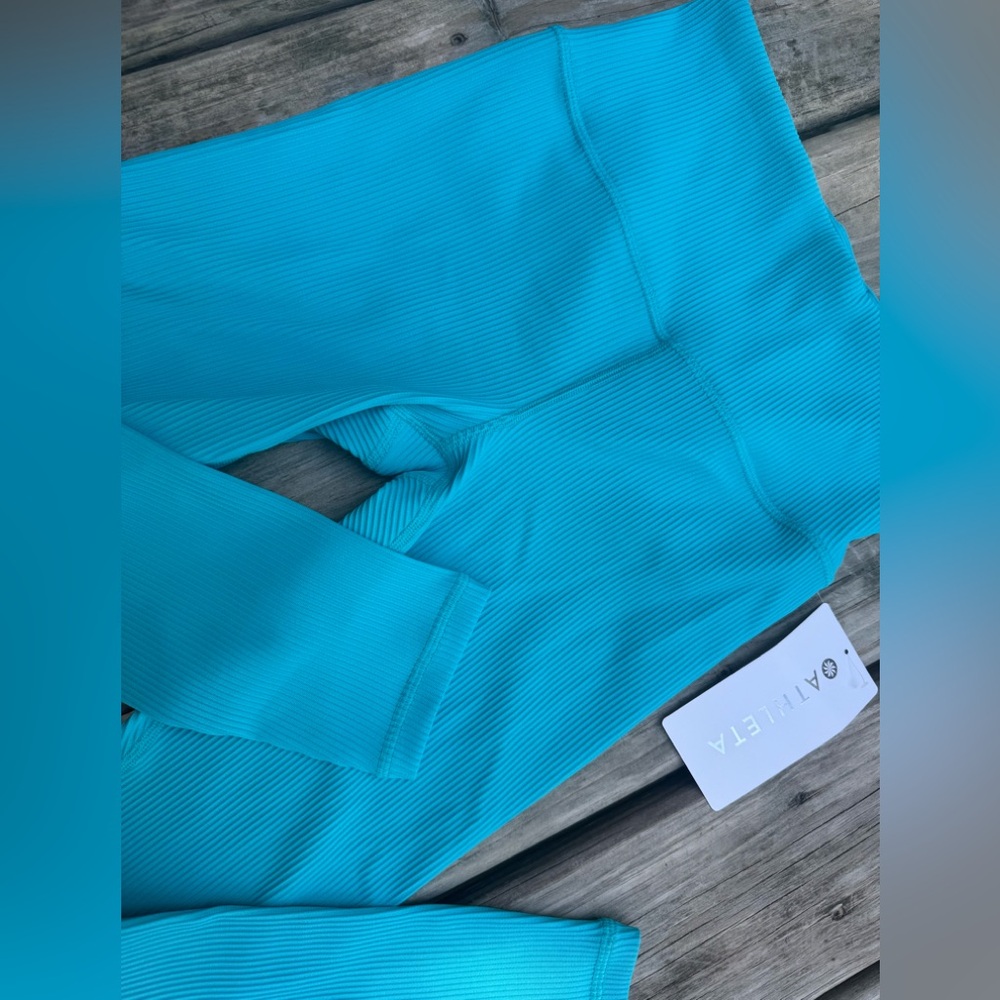 Athleta Ribbed Leggings in Bright Teal